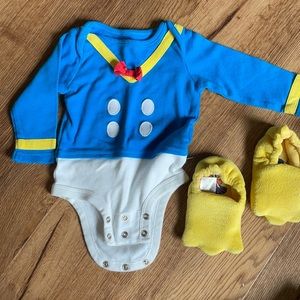 Disney Baby Donald Duck costume with tail and booties, 6/9 months